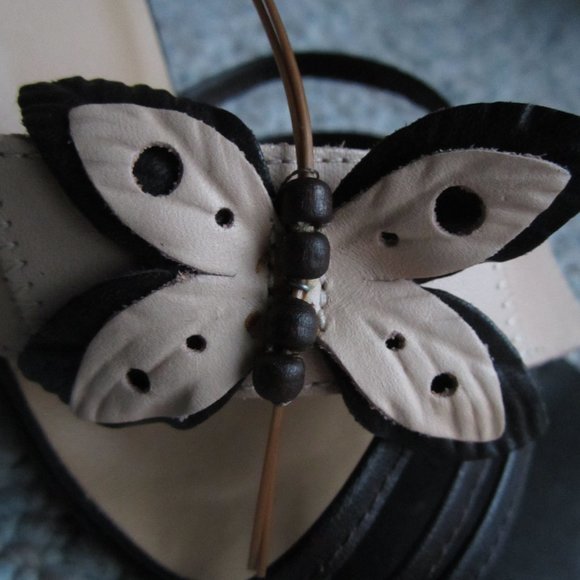 Andrew Stevens Studio Butterfly Heeled Sandal - Picture 3 of 10